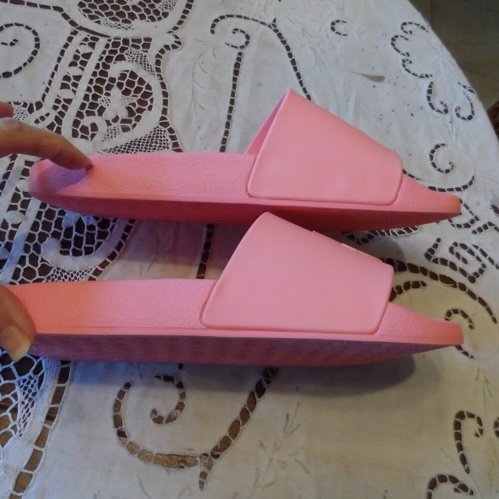 New JW Anderson Pink Rubber Pool Slides w/Signature Anchor Logo Size EU 39 /US 9 - Picture 9 of 16